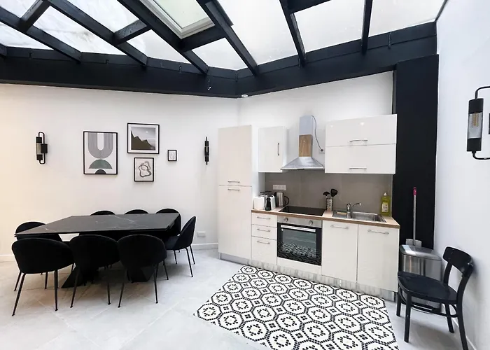 Urbanflat 08 - Design Flat In Republique - 2 Bedrooms Apartmán *