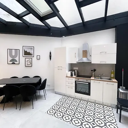 Urbanflat 08 - Design Flat In Republique - 2 Bedrooms 아파트 *